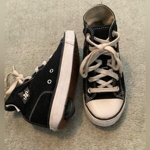 Heely’s High Tops Racer wheeled Sneakers Black Kids Size 2
